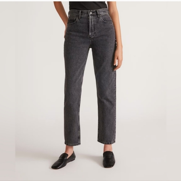 Everlane The Curvy ’90s Cheeky Jean in Washed Black - Picture 1 of 8